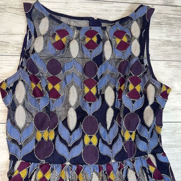 Maeve Lace Overlay Dress Size 0 - Picture 3 of 4